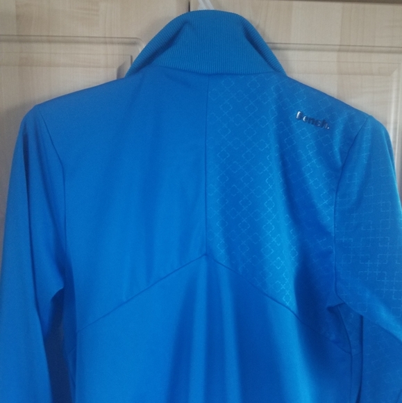Bench zip-up sweater -MED - Picture 2 of 9